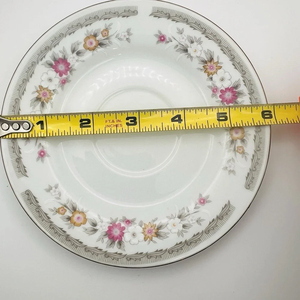 N/A vintage teacup